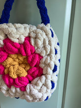 Load image into Gallery viewer, Sunflower Granny Square Tutorial | Chenille Yarn | Hand Crochet | Video + PDF