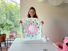 Load image into Gallery viewer, Chunky Granny Square Tutorial & Pattern | Tube Yarn | Hand Crochet | Video + PDF