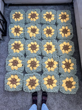 Load image into Gallery viewer, Custom Sunflower Granny Squares | Blanket or Pillow Case!